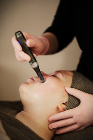 BTB13 Retinol Youth Boost Micro- Meso Therapy