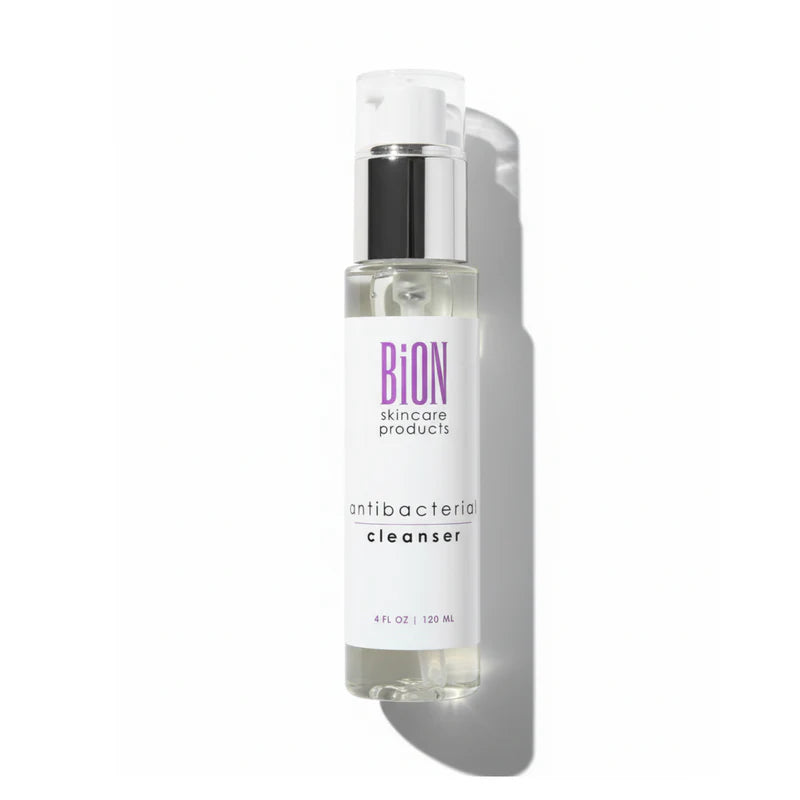 Antibacterial Cleanser - puhdistusgeeli epäpuhtaalle iholle ja komedoakneen