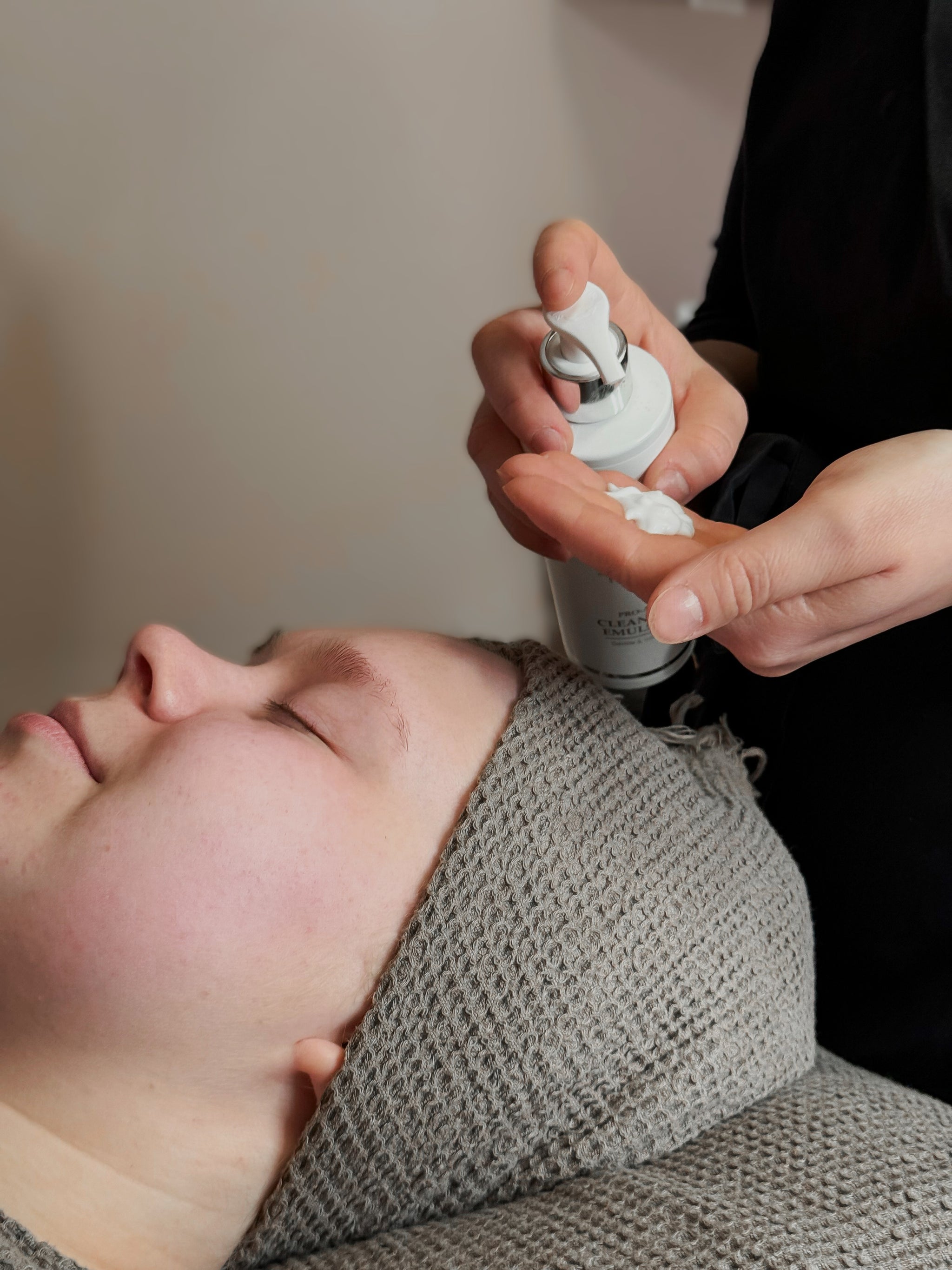 BTB13 Skin Relief Treatment -kasvohoito herkälle ja reaktiiviselle iholle